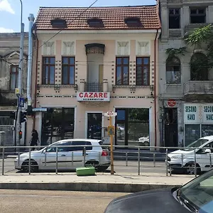 - Bucarest