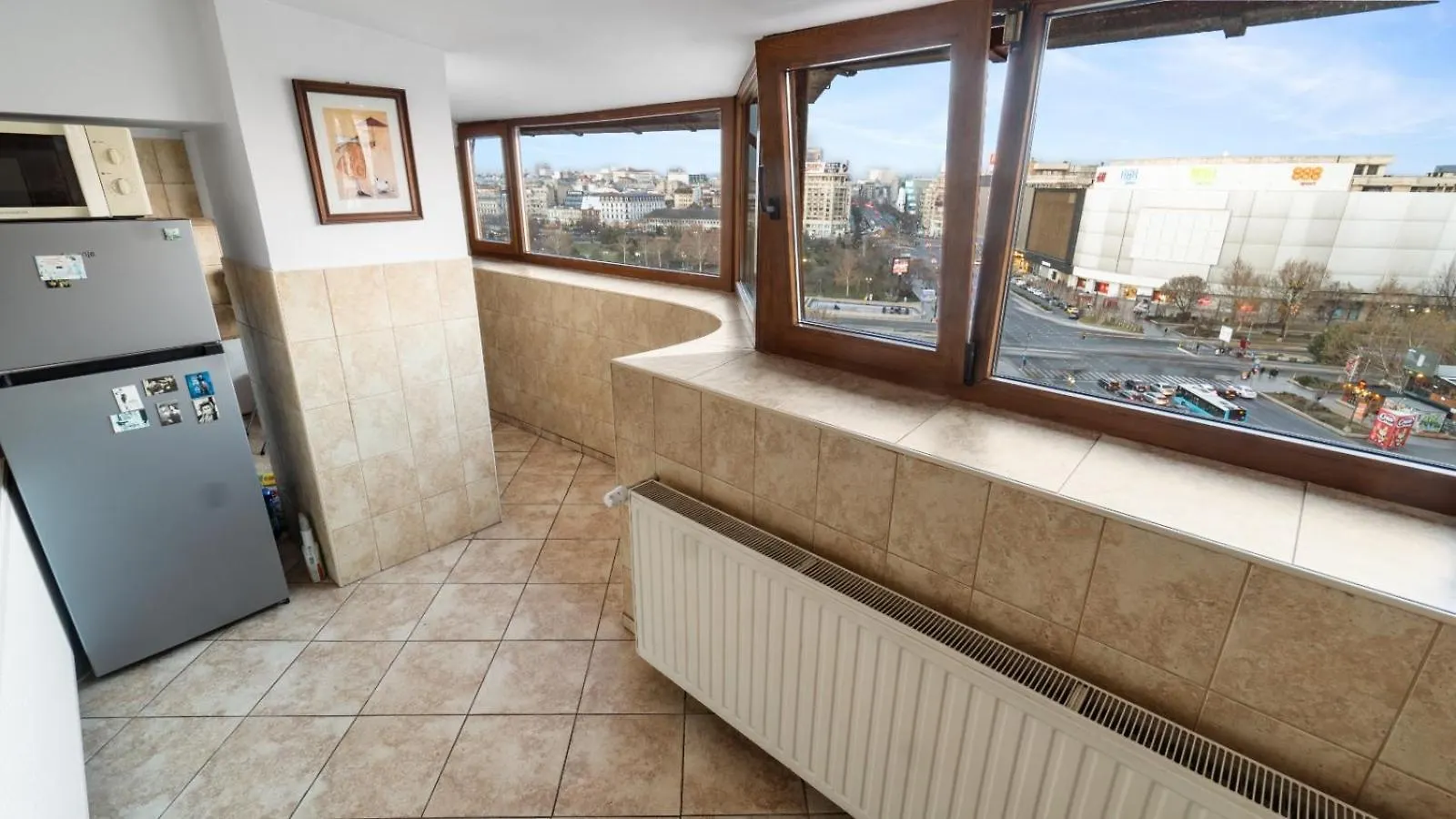 Camera Comuna Penthouse Ultracentral Bucharest Hostel